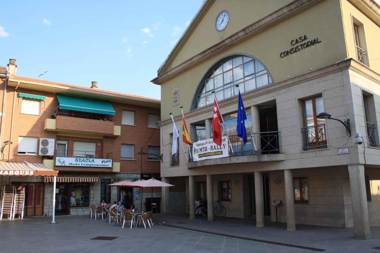 Ar Apartamentos Soto Del Real ภายนอก รูปภาพ