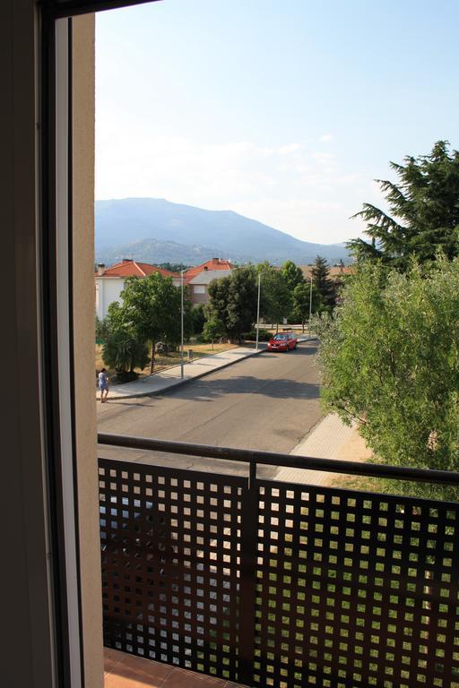 Ar Apartamentos Soto Del Real ห้อง รูปภาพ