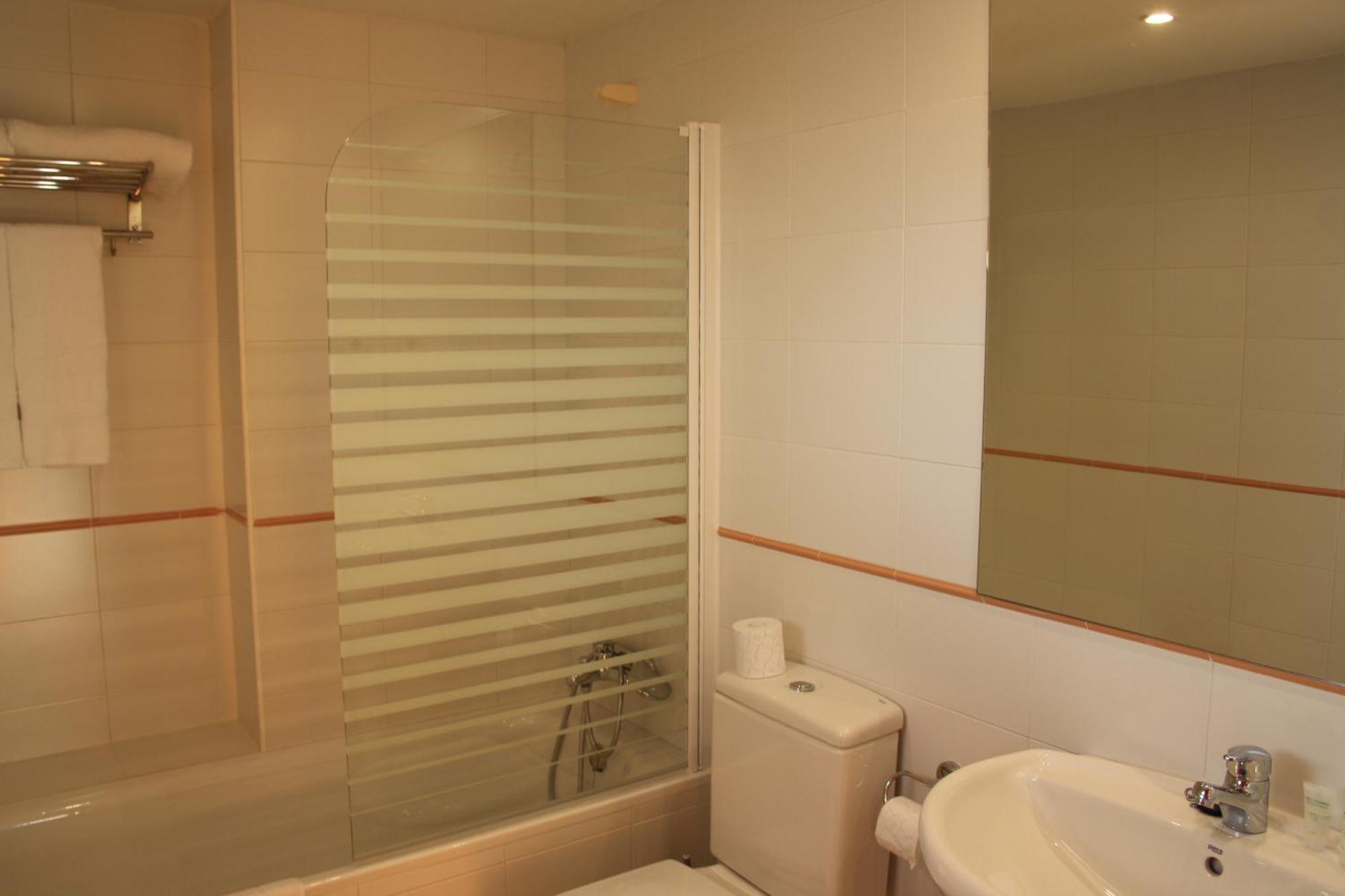 Ar Apartamentos Soto Del Real ห้อง รูปภาพ